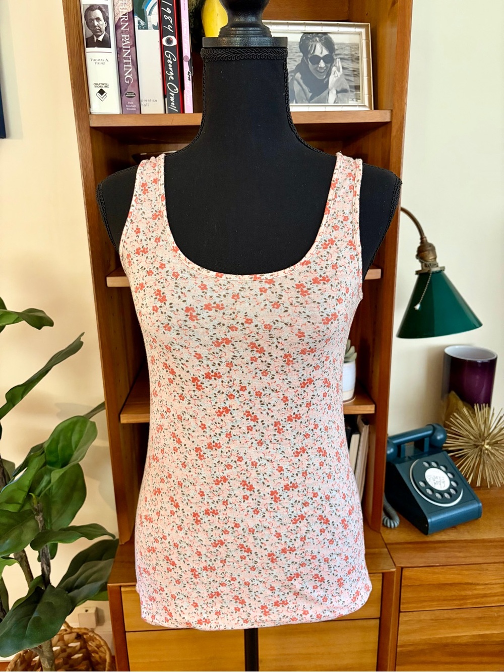 Frenchi Pink Floral Scoop Neck Tank Top
